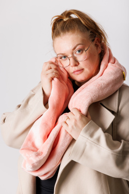 GoldBee Kruhová Šála Fluffy Salmon (Barva Salmon, Velikost M)