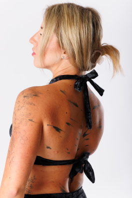 GoldBee Sametové Plavky Cross Vrchní Díl Black (Barva Black, Velikost L)